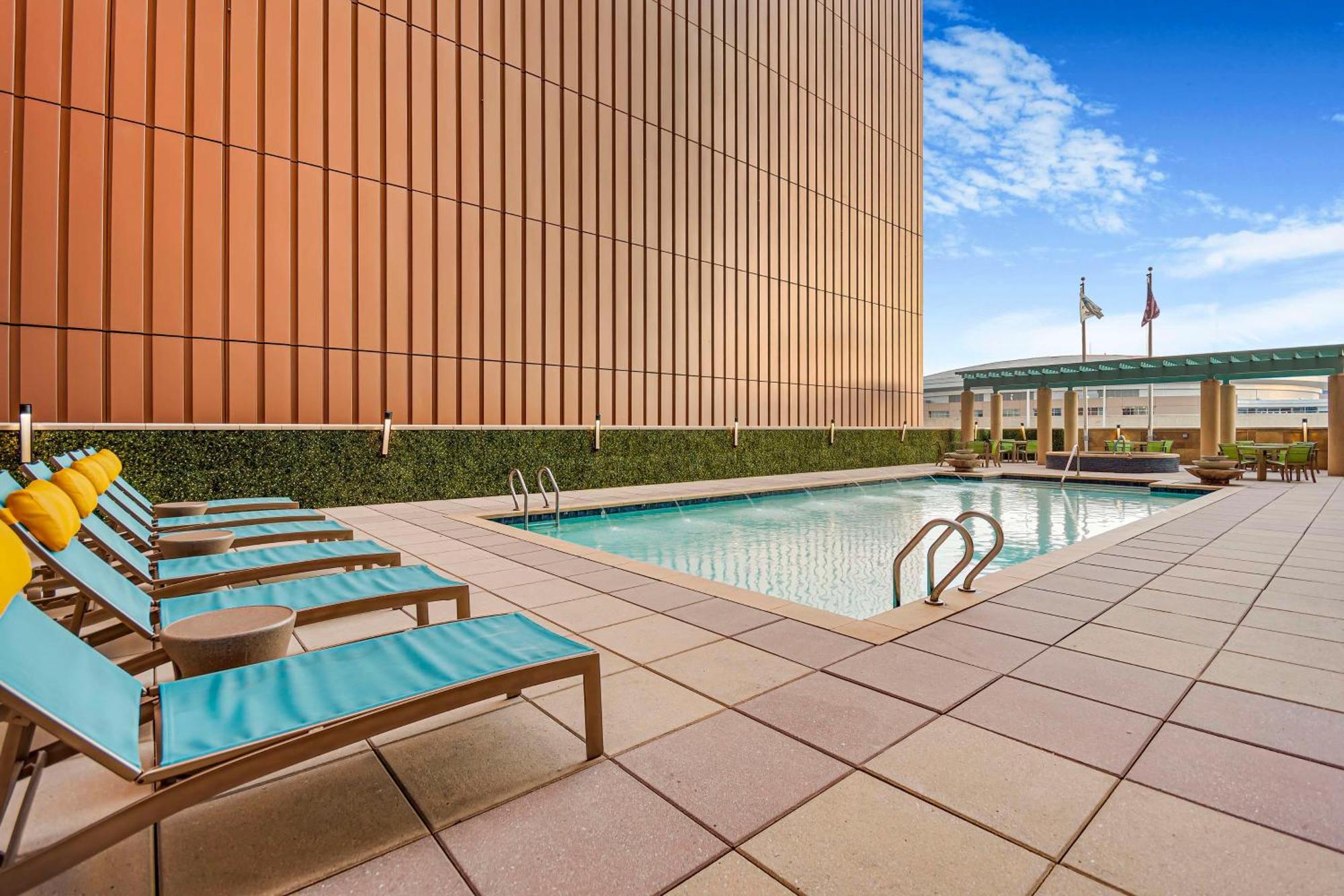 Embassy Suites Houston - Downtown Eksteriør billede
